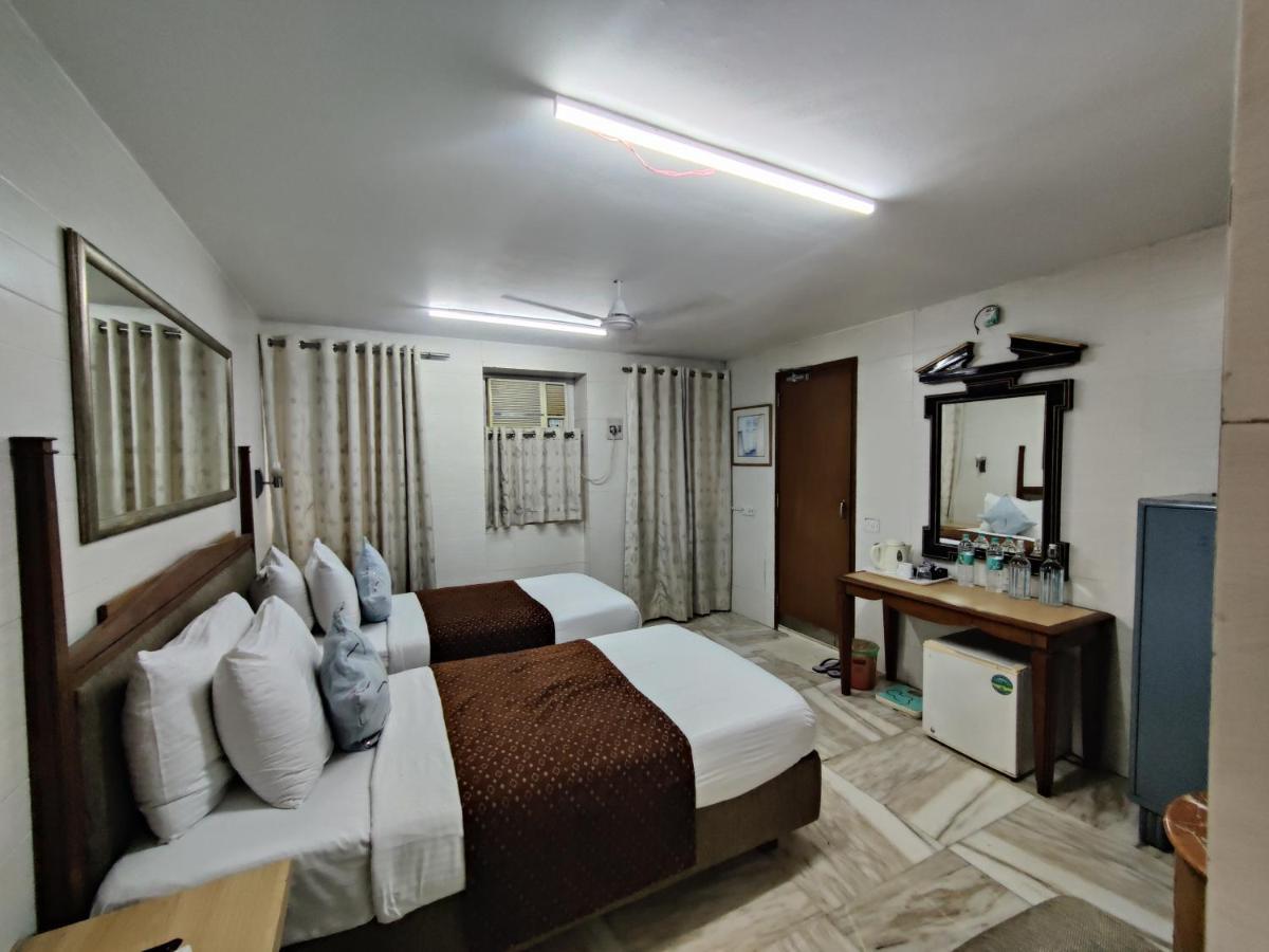 Capital Hotel 뭄바이 외부 사진